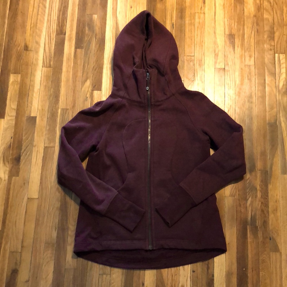 Lululemon zip up hoodie, burgundy or wine colored, women’s size 4.